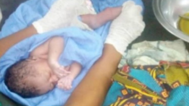 Newborn baby girl thrown out from the first floor of a female hostel of the Federal Polytechnic, Oko