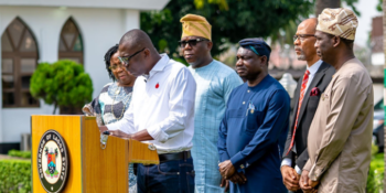 Lagos State Governor, Babajide Sanwo-Olu, Commissioner for Health, Prof. Akin Abayomi, and Deputy, Femi Hamzat and other officials of the state