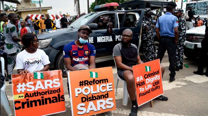 End SARS protesters