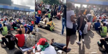 #EndSARS protesters at Lekki tollgate on Tuesday, October 20, 2020