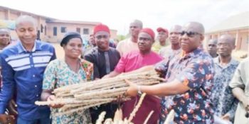 A member of Anambra State House of Assembly, Patrick Obalum Udoba, distributed bundles of cassava stems to his constituents