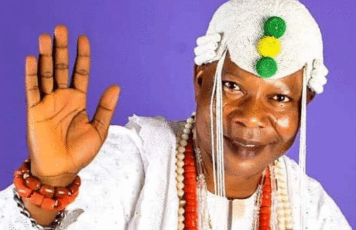 Alagodo of Agodo in Ewekoro Local Governnent area of Ogun State, late Oba Ayinde Odetola